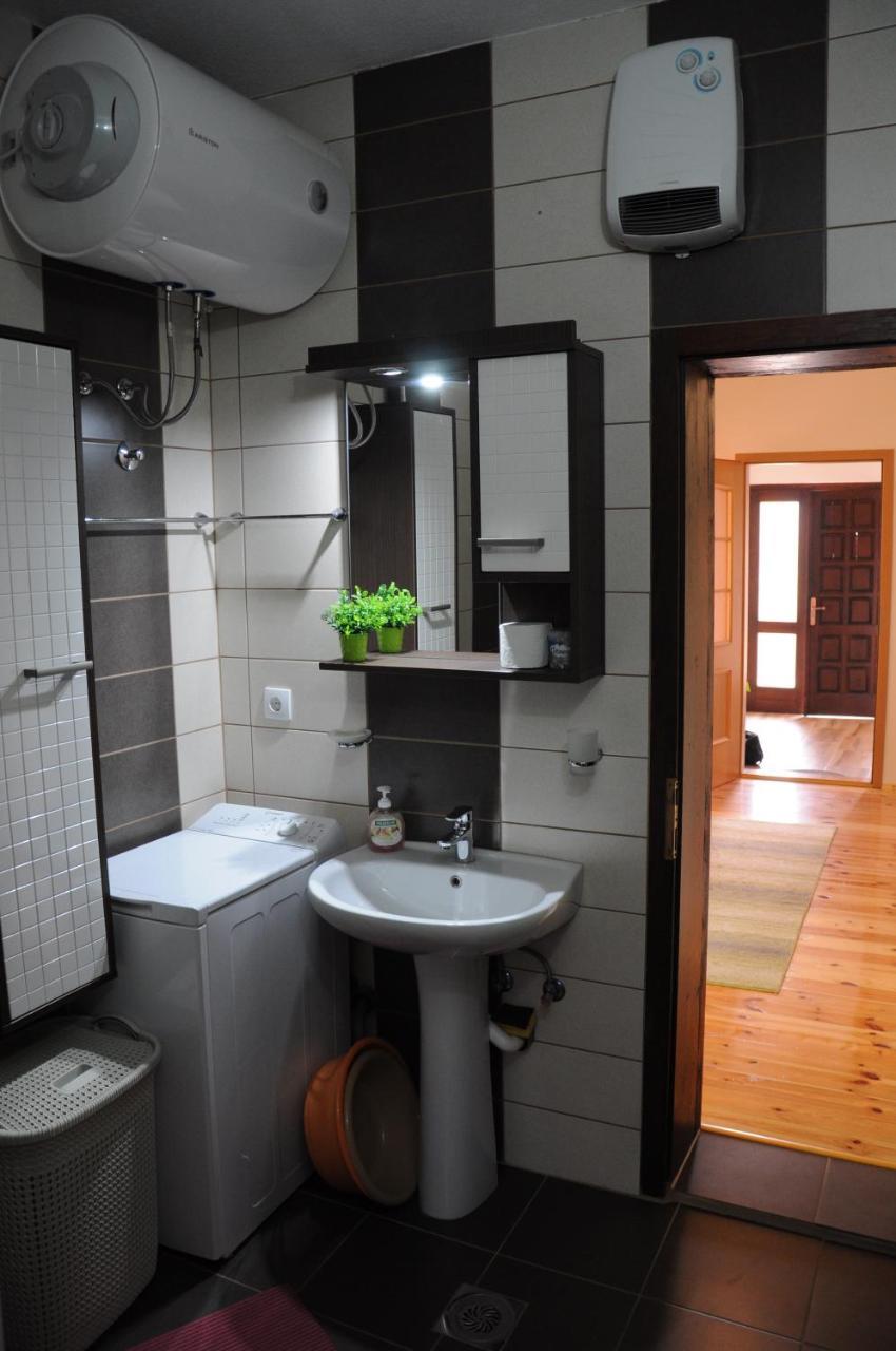 Mrdja Apartments 콜라신 외부 사진